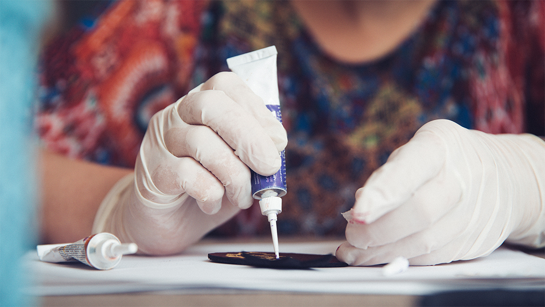 Glue Tips for Rolife DIY Kits