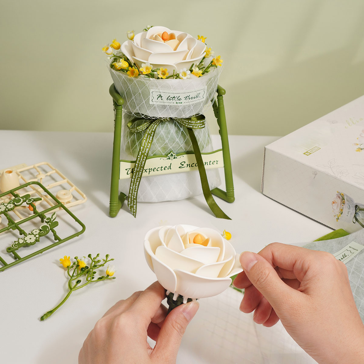 ROKR DIY 3D Puzzle Model - Camelia Blanca AF011 gallery image 4