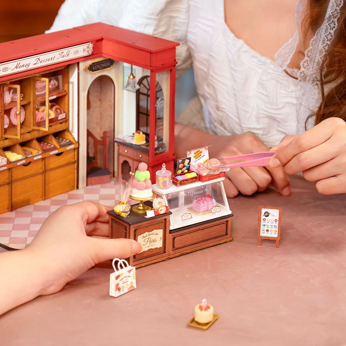 Rolife DIY Miniature House - Honey Dessert Talk DG168 gallery image 4