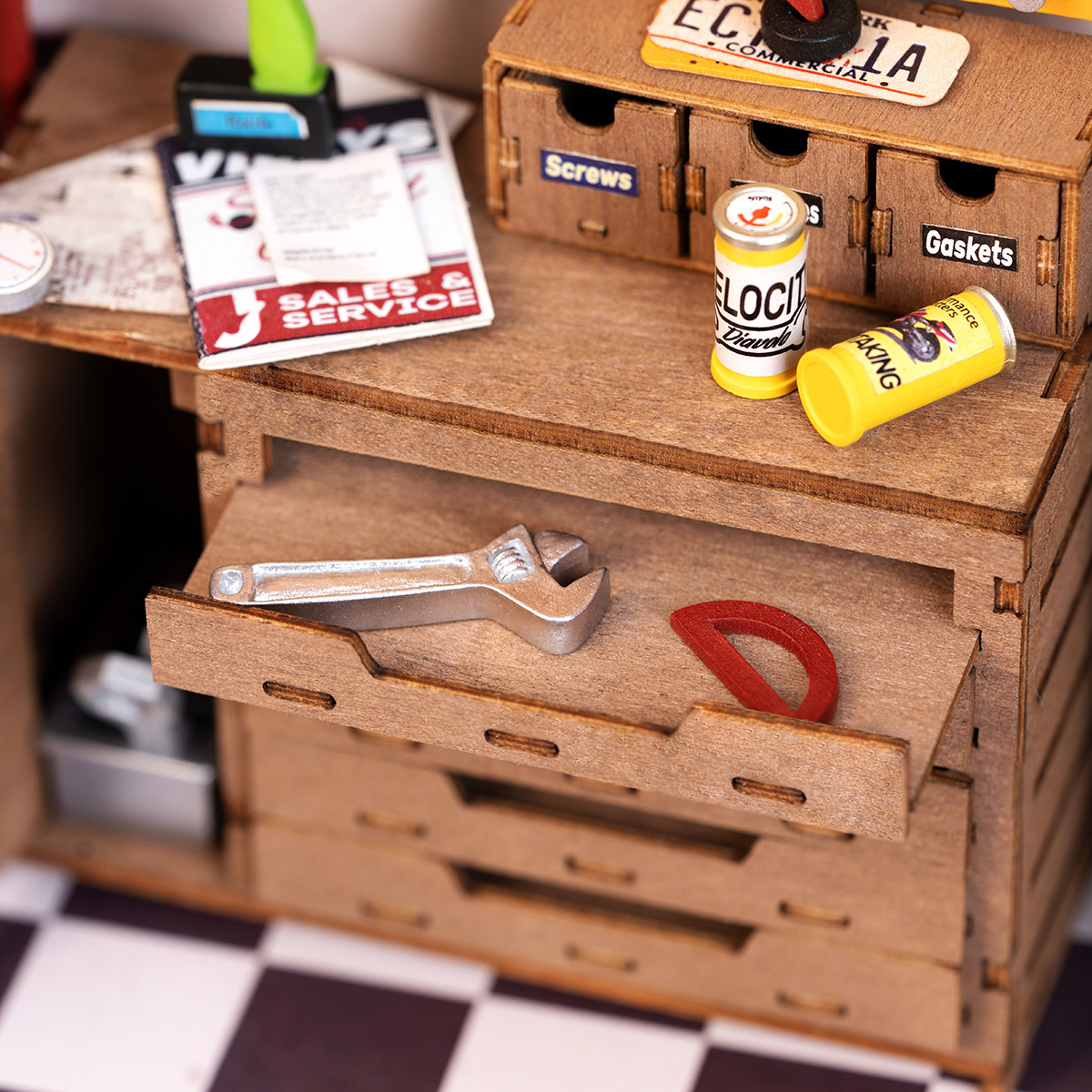 Rolife DIY Miniature House Kit - Garage Workshop DG165 gallery image 6