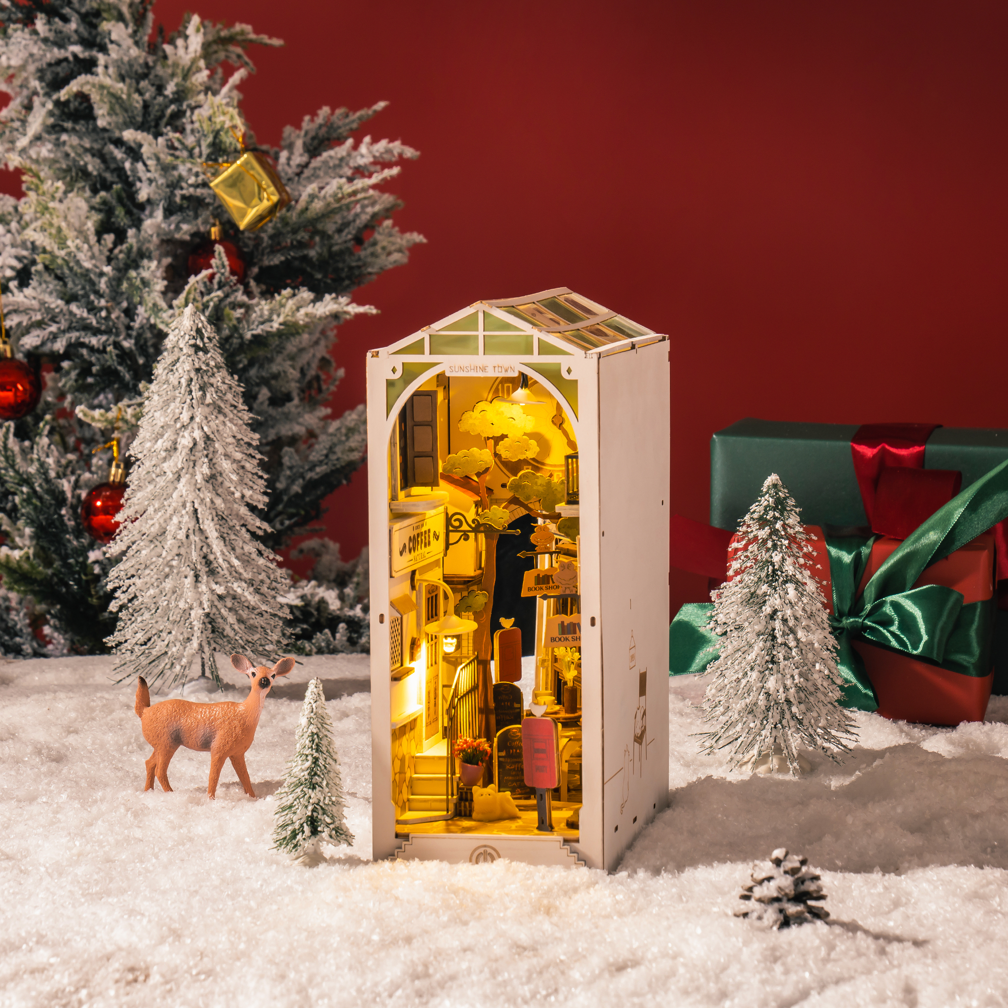Rolife DIY Book Nook Kit Sunshine Town TGB02 scène d'affichage de bibliothèque pour les vacances d'hiver