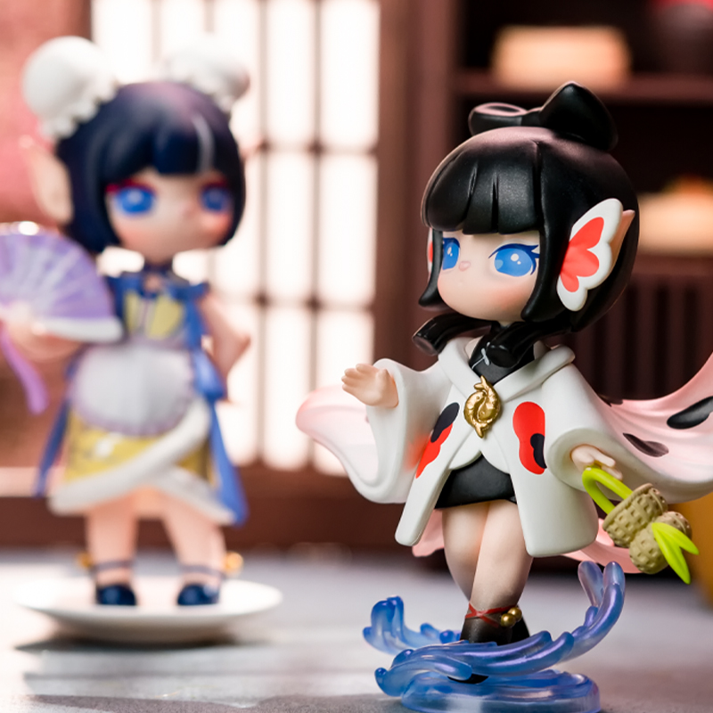 Rolife Surprise Figure Dolls - Paradise Guardians duo character close-up scene