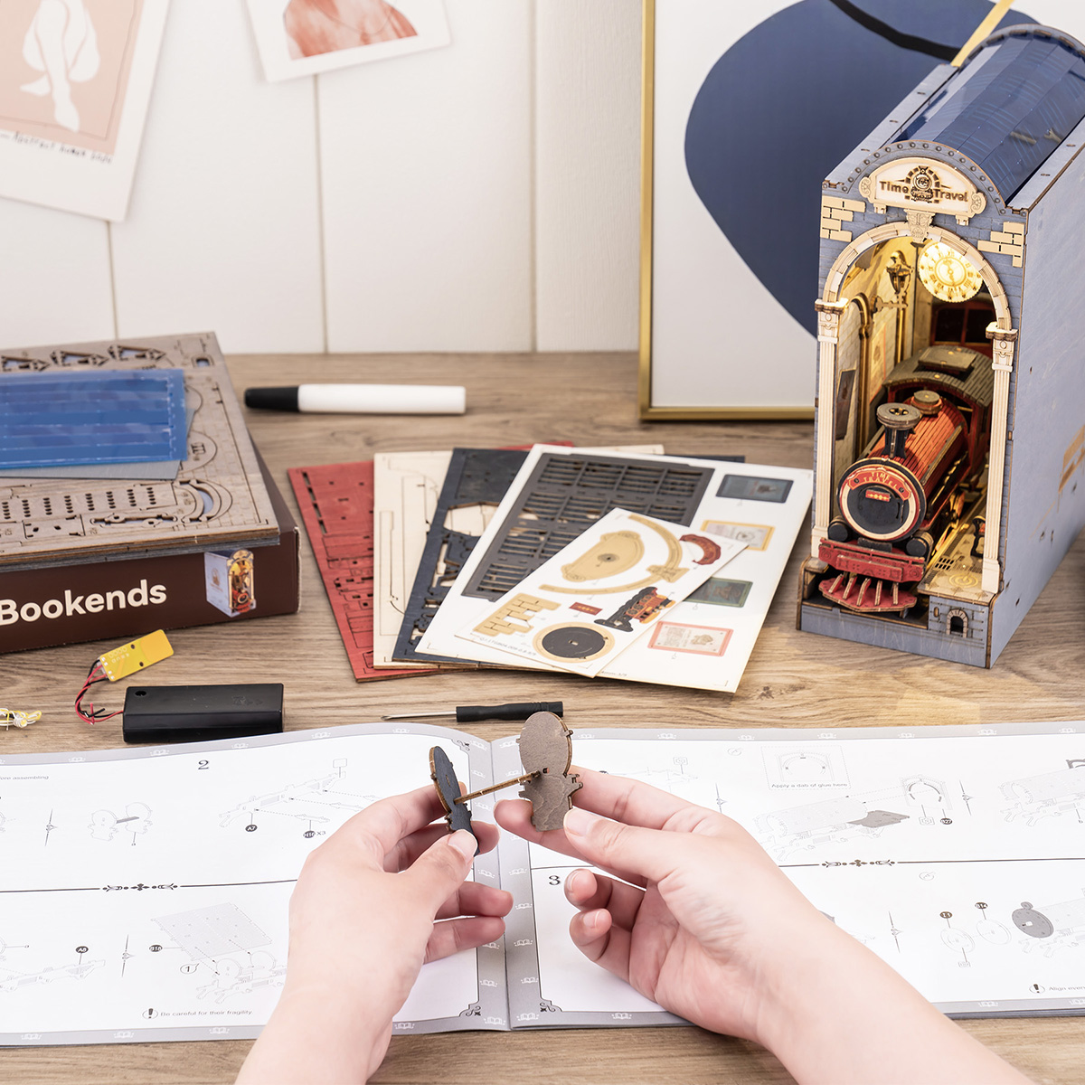 Rolife DIY Book Nook Kit Voyage dans le temps TGB04 scène d'assemblage pratique avec pièces et instructions