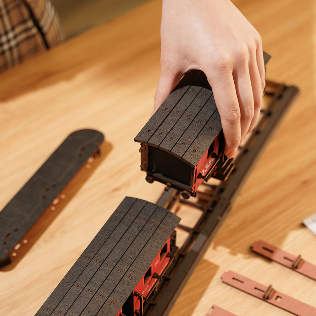 Rolife 3D Wooden Puzzle - Steam Journey TGS01 image de galerie 3