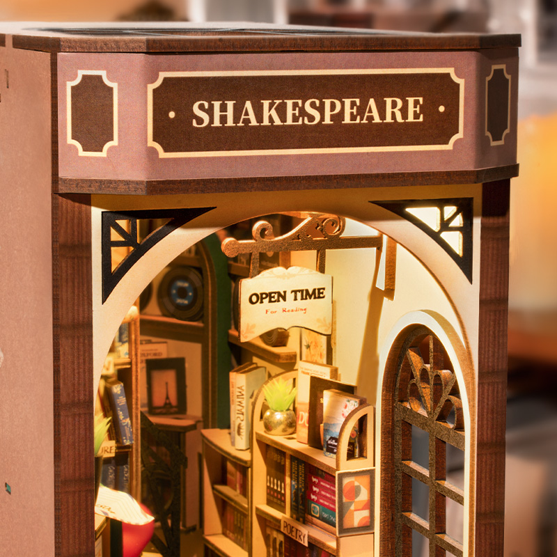 Rolife DIY Book Nook Kit - Vue de la devanture de la librairie TGB07