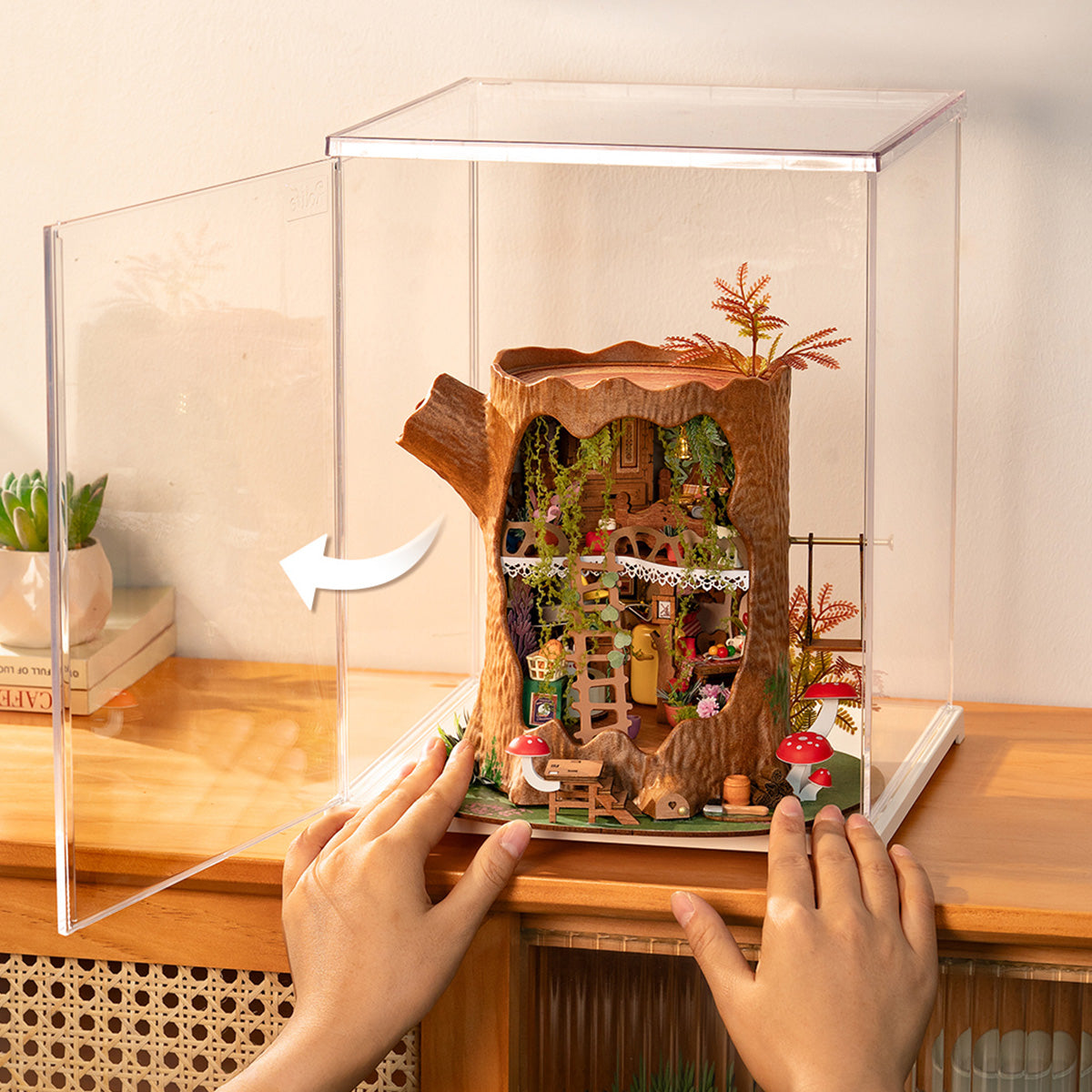 DF06L Vordertüröffnungsdemonstration mit einem Miniaturhaus im Gehäuse