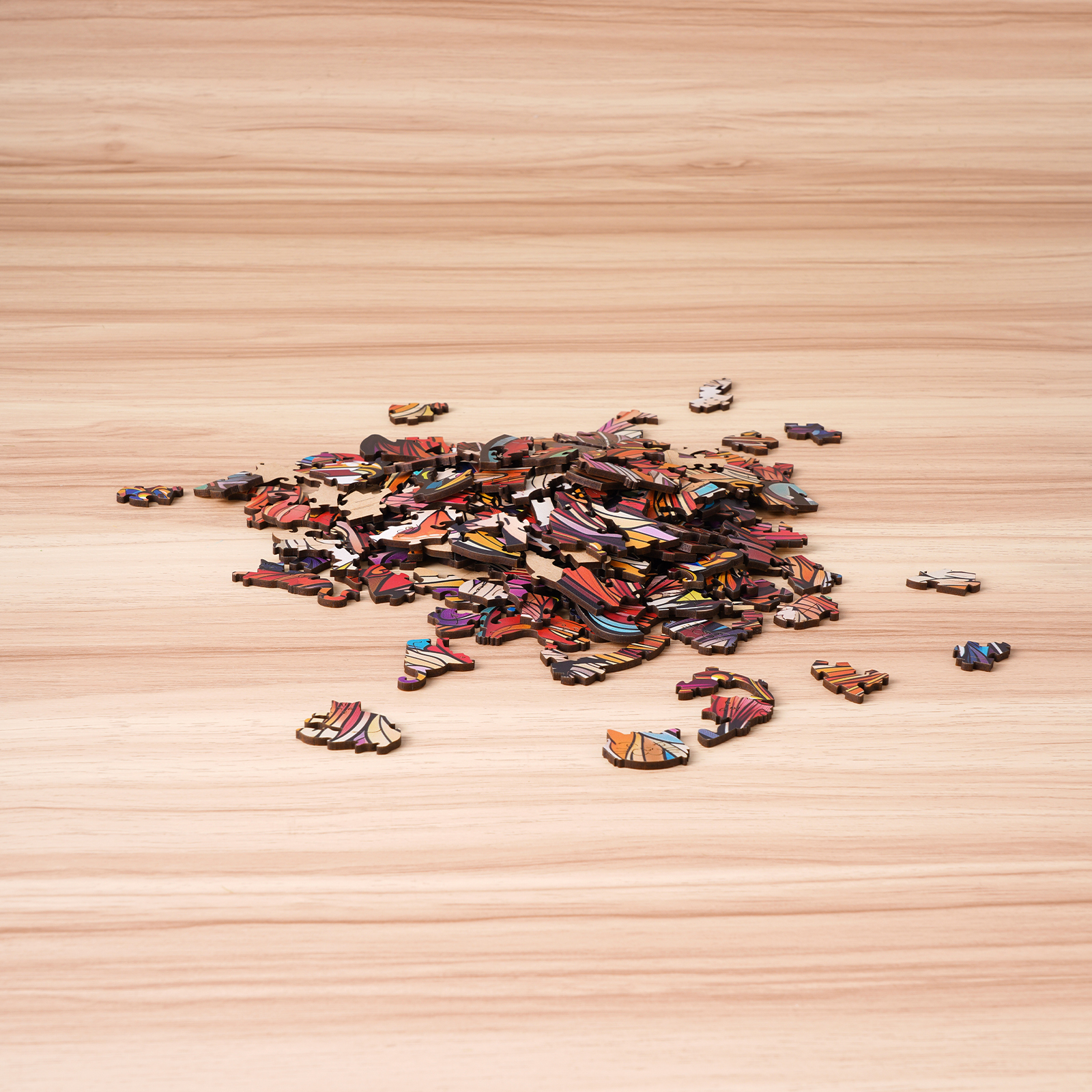 Rowood Wooden Jigsaw Puzzle - Cat King TA002 detail view