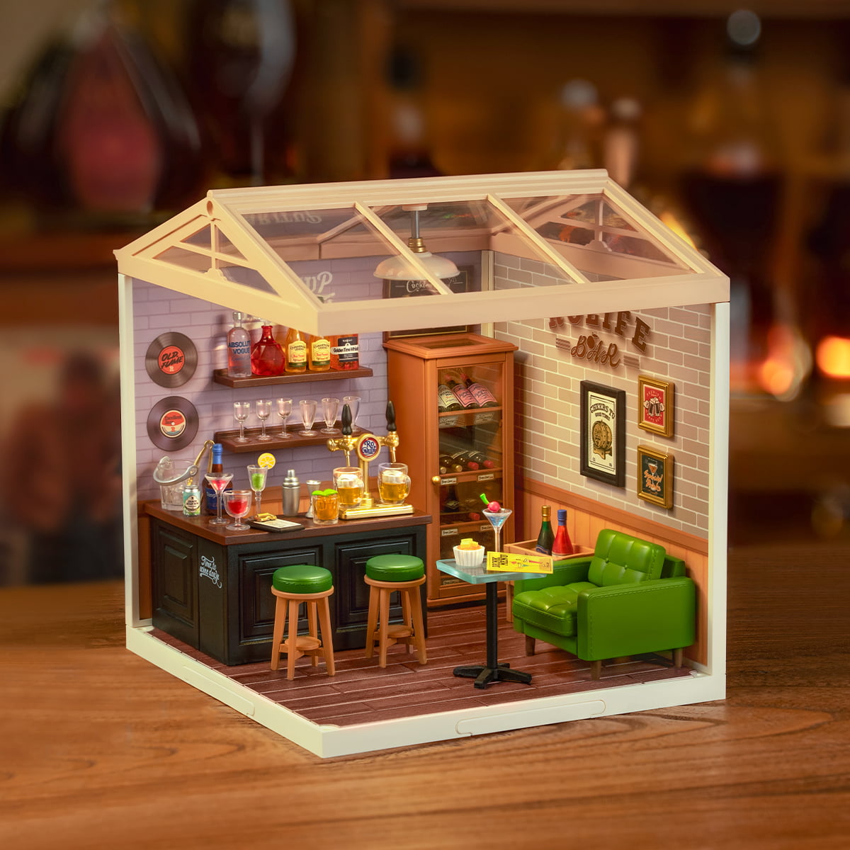 Rolife Leisurely Cheers Bar Super Creator Miniature House DW012 imagen de galería 1