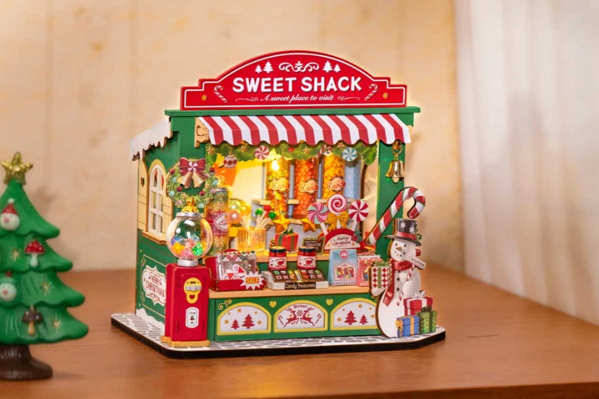 How to Choose a Christmas Craft Kit for Adults