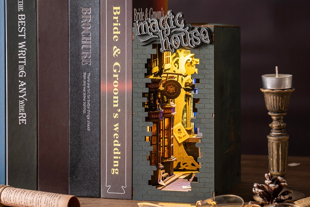 Magic House TGB03 Halloween Book Nook Display Ideas