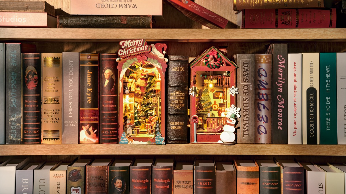 Parent Child Christmas Prep with Book Nook