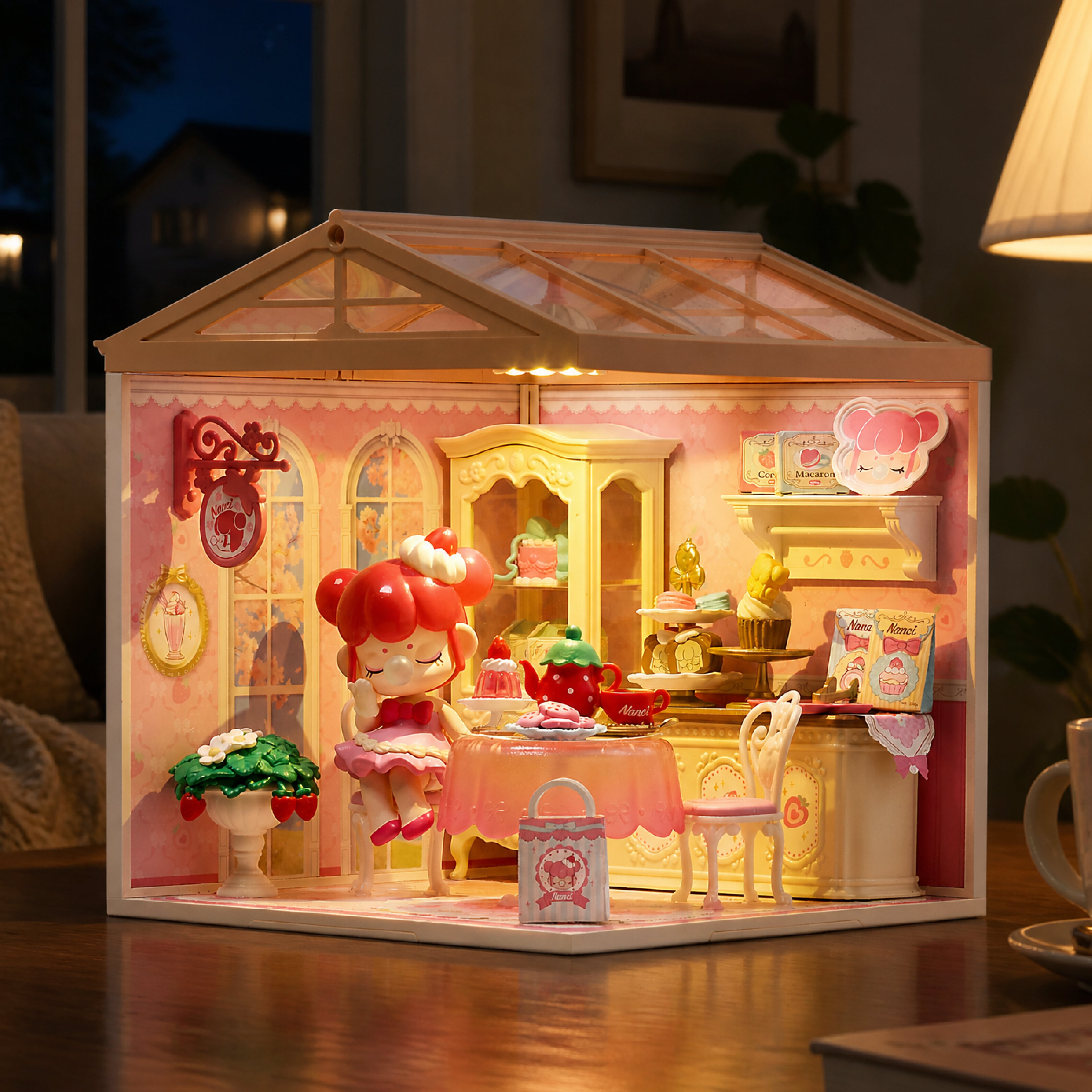 Rolife Nanci Strawberry Teatime Super Creator illuminated display scene