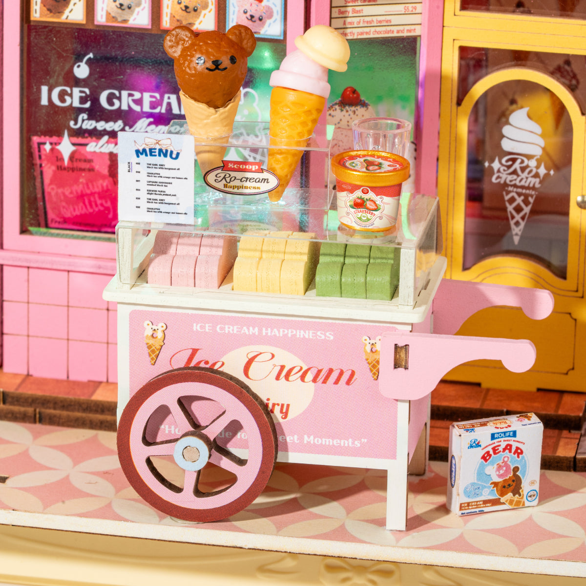 Dulce Heladería Helado DP002 primer plano del carrito de helados y detalles del puesto de postres
