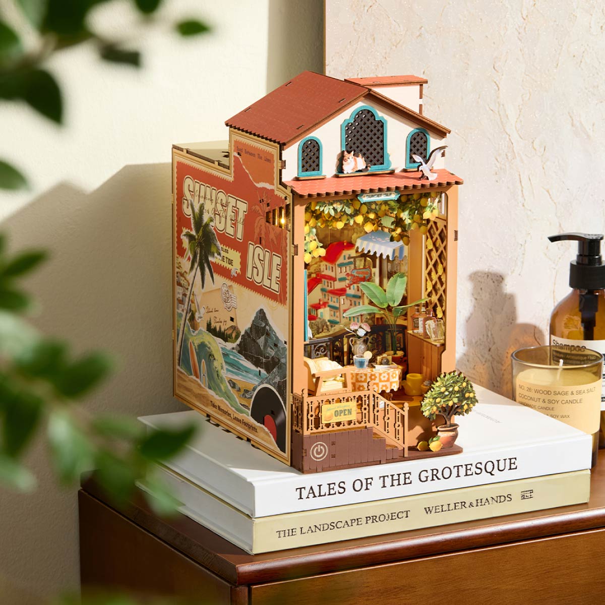 Rolife DIY Book Nook Kit - Sunset Isle TGB18 – Rolife