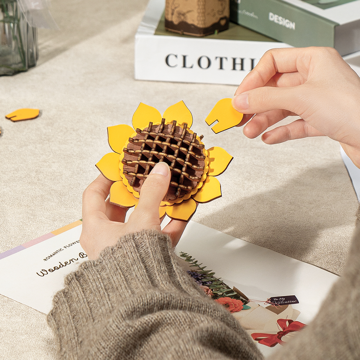 Rowood 3D Wooden Puzzle - Wooden Flower Bouquet TW01H sunflower assembly close-up
