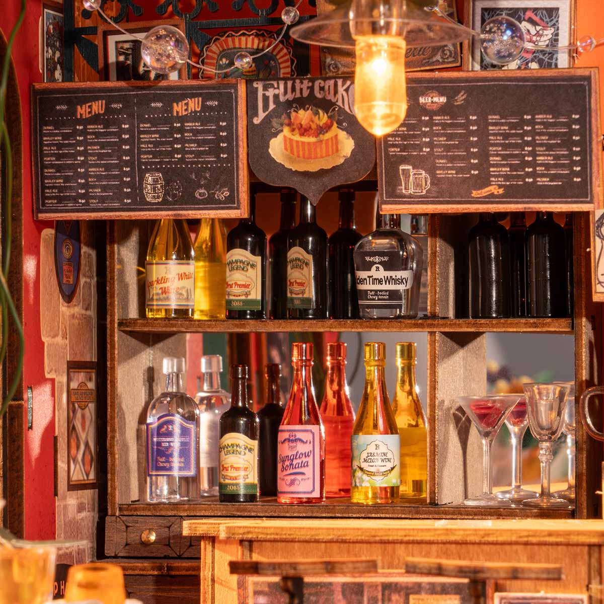 Rolife DIY Miniature House - Cheers Bar & Dining DG173 image de galerie 4