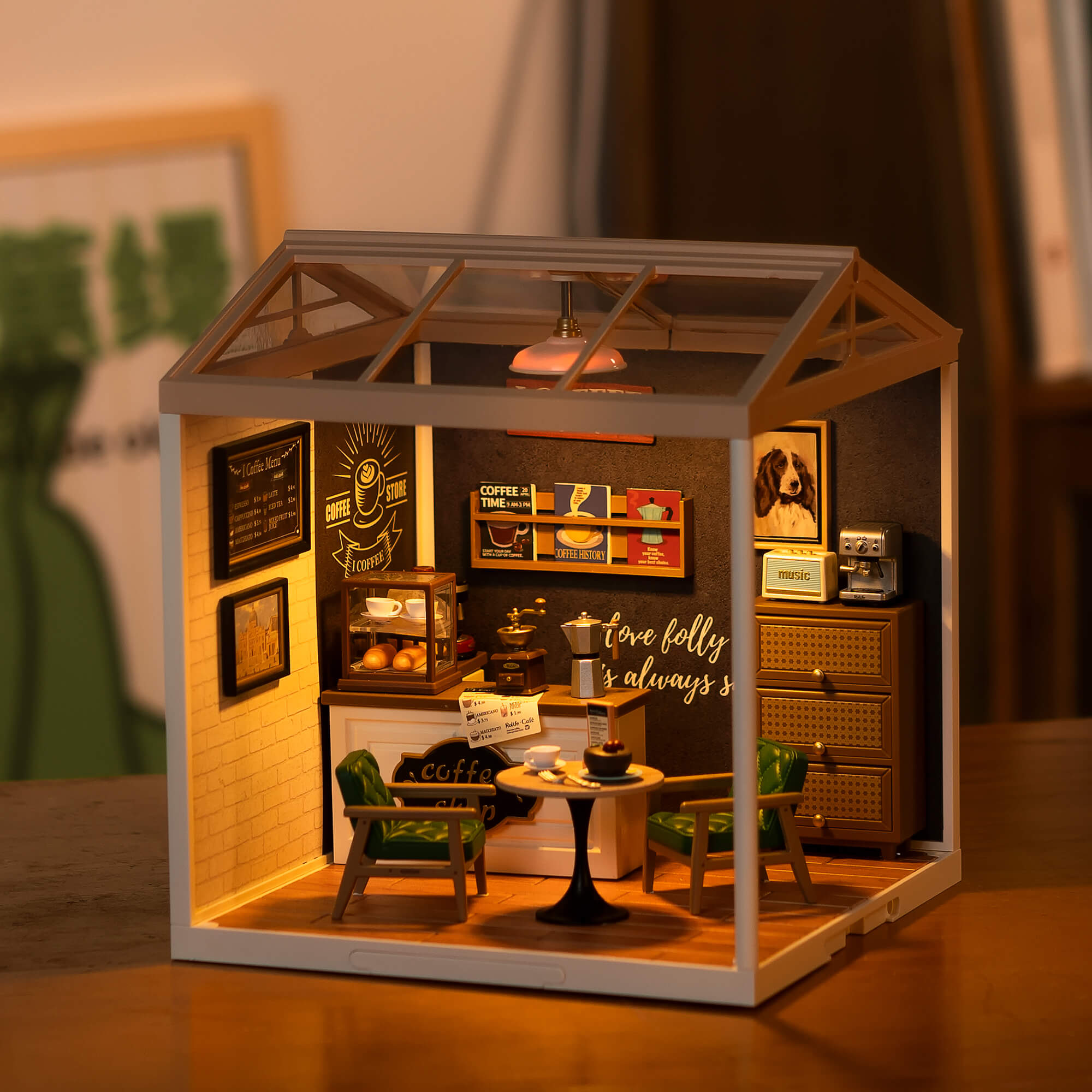 Rolife Daily Inspiration Cafe Super Creator Miniature House DW001B escena de exhibición de mesa