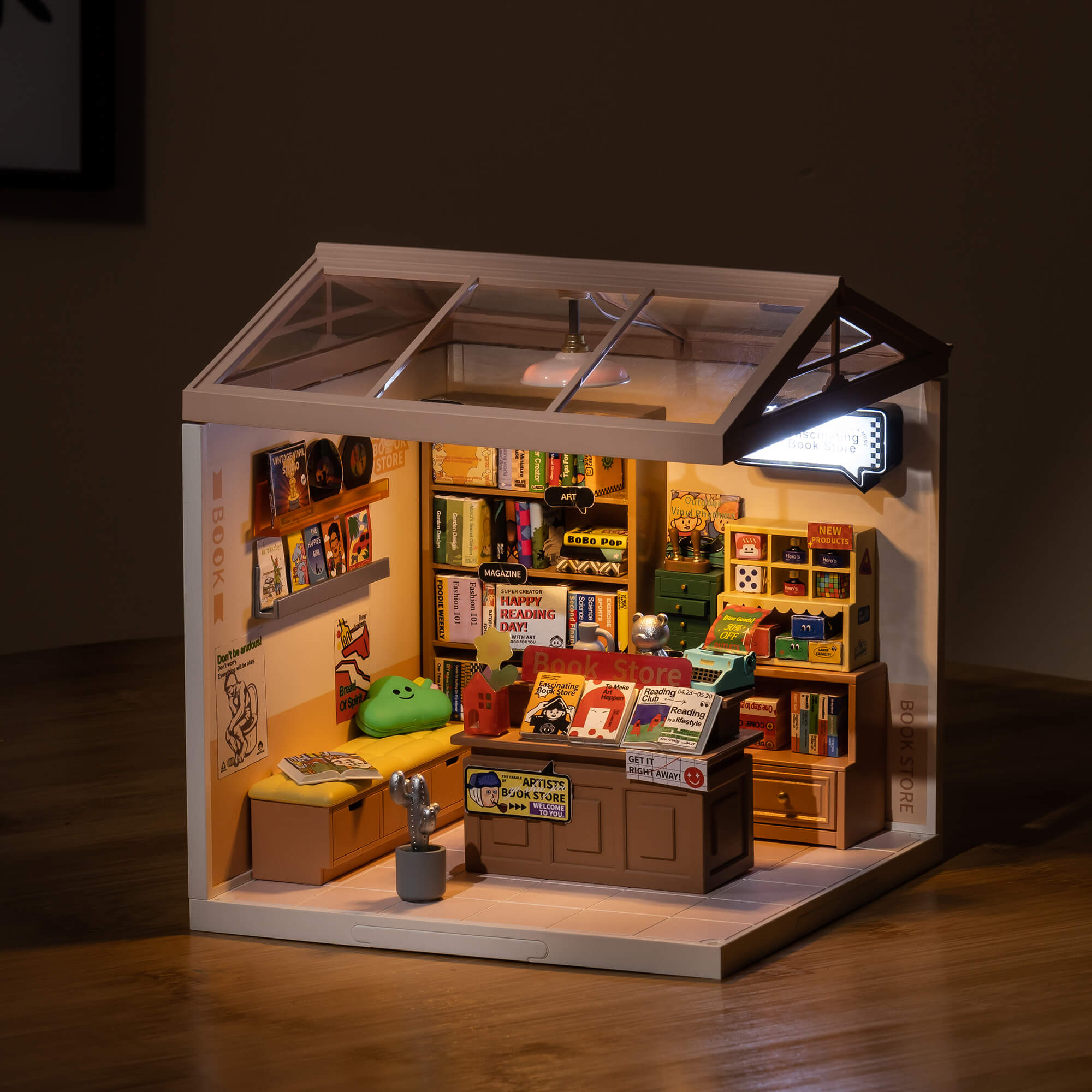 Rolife Fascinating Book Store Super Creator Miniature House DW004 tabletop display scene