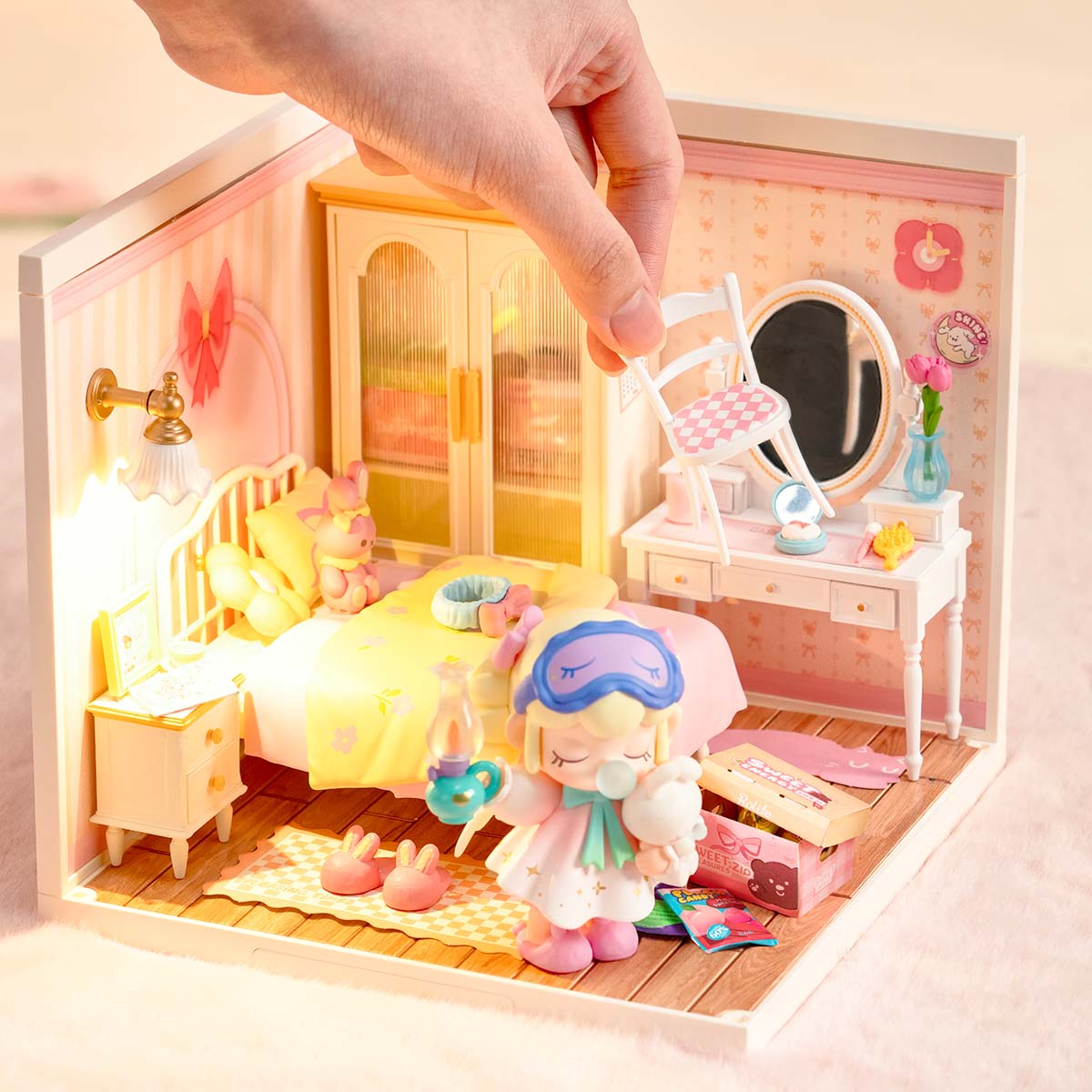 Rolife Liebe Pink Schlafzimmer DIY Miniaturhaus DW016