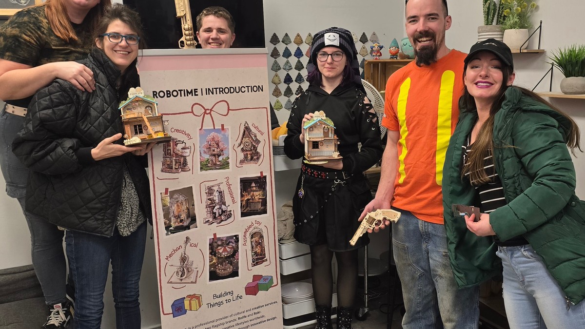 Participants at the first Robotime DIY and Crafting Club meetup in Thunder Bay