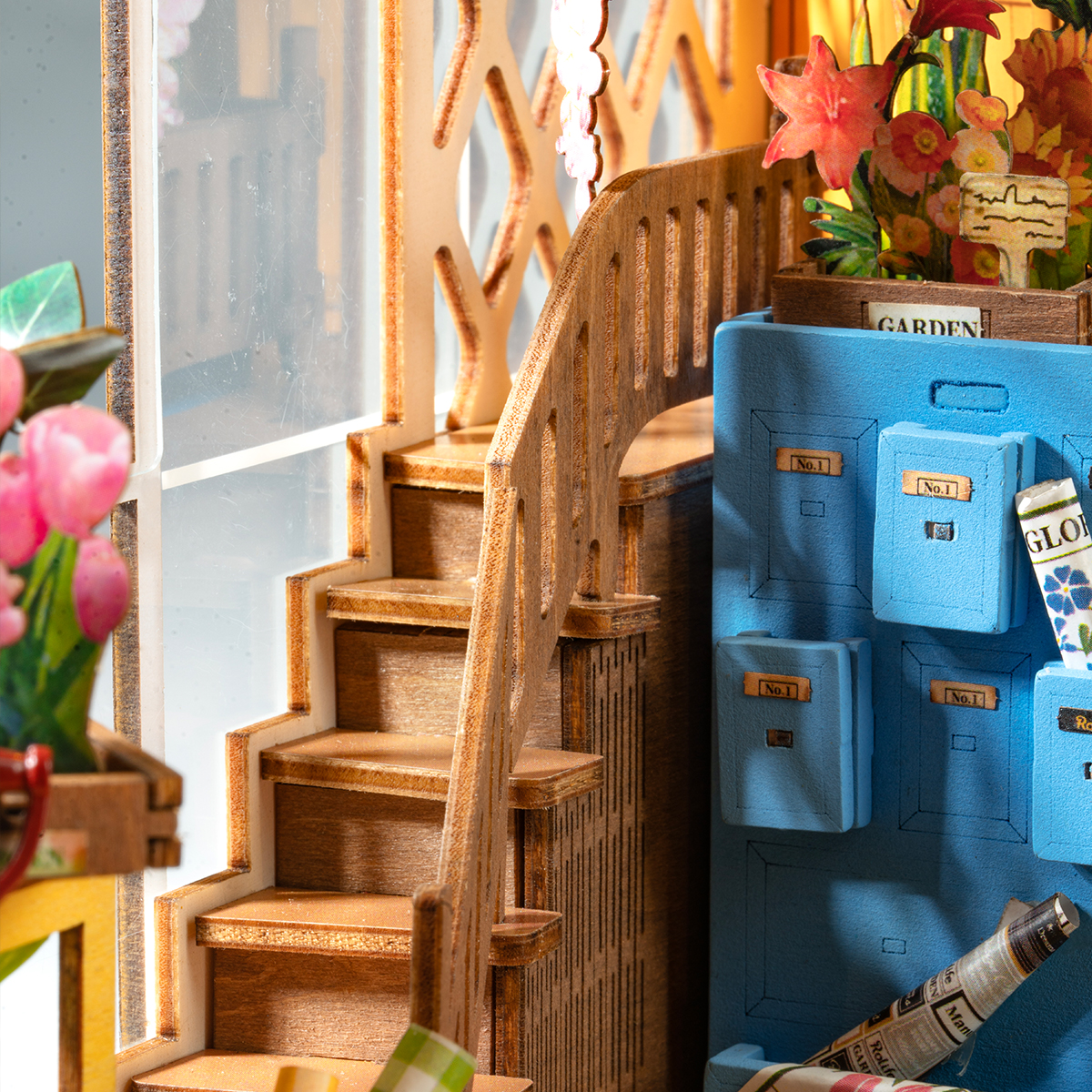 Rolife DIY Buchnische Kit - Feriengartenhaus TGB06 Treppendetail Nahaufnahme