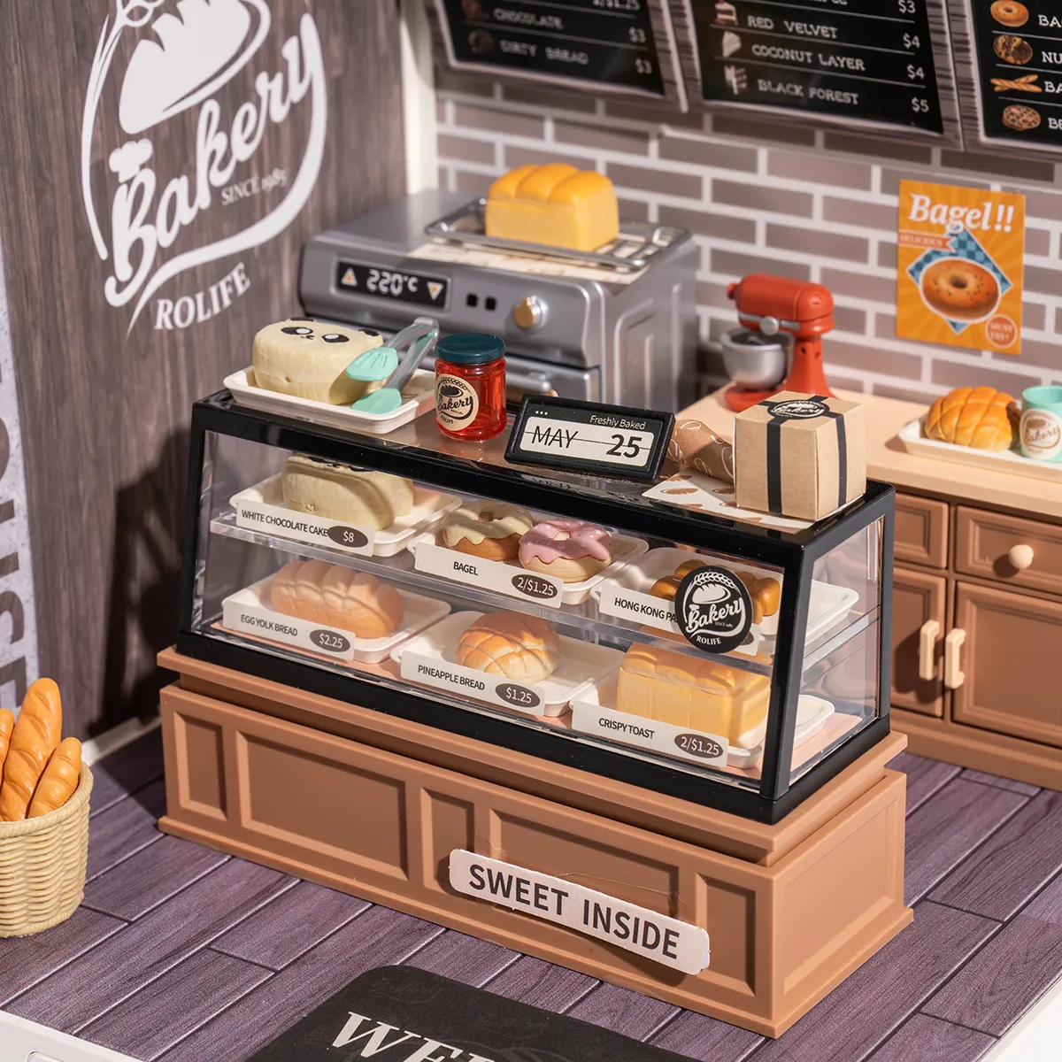 Rolife Golden Wheat Bakery Super Creator Miniature House DW005B Bäckertresen Detail Nahaufnahme